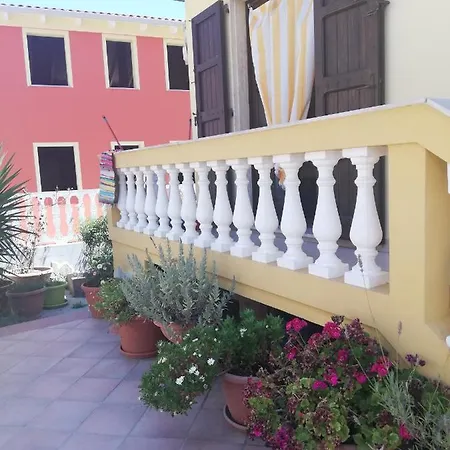 بيت للعطل Meloni Gialli SantʼAntìoco